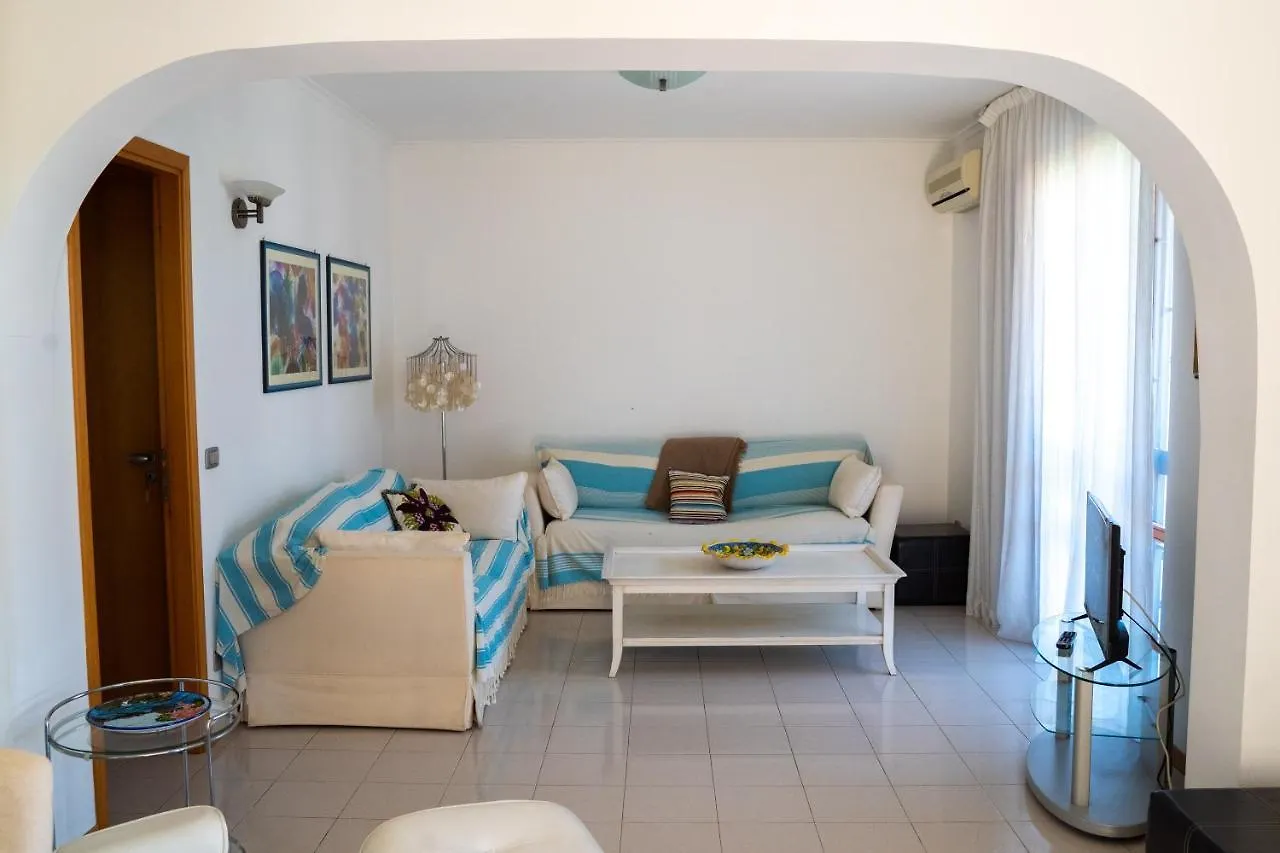Elegant Apartment In Residence With Pool Acireale 0*,