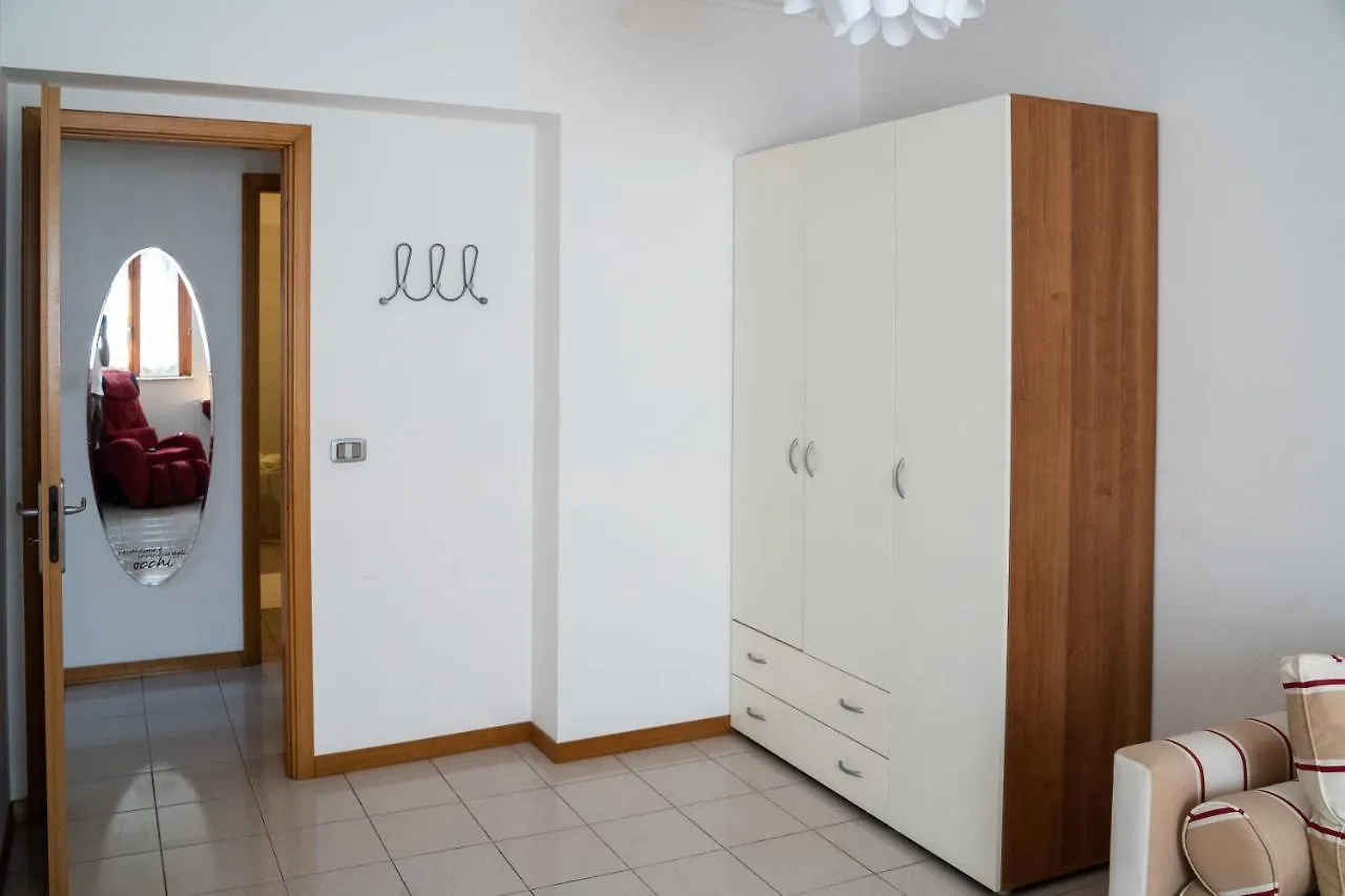 Elegant Apartment In Residence With Pool أتشيريالي إيطاليا